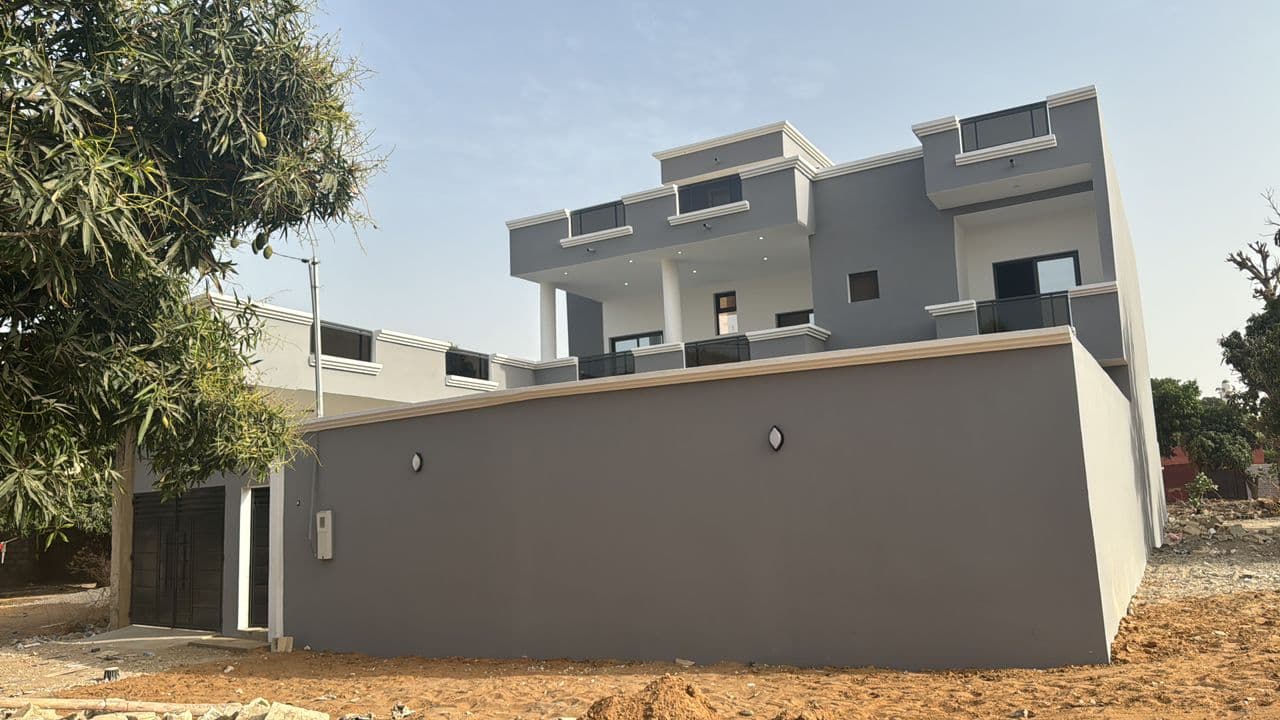 Photo de Villa neuve haut standing à vendre – Saly Velingara (Mbour)