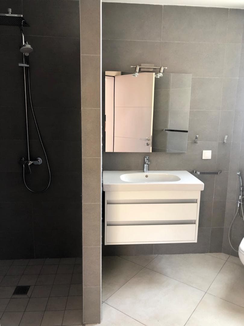 Photo de Immeuble de rapport à vendre – Ngor Almadies, Dakar