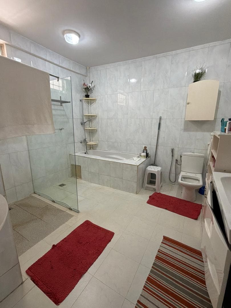 Photo de Villa à vendre à Sypres 2 – Dakar