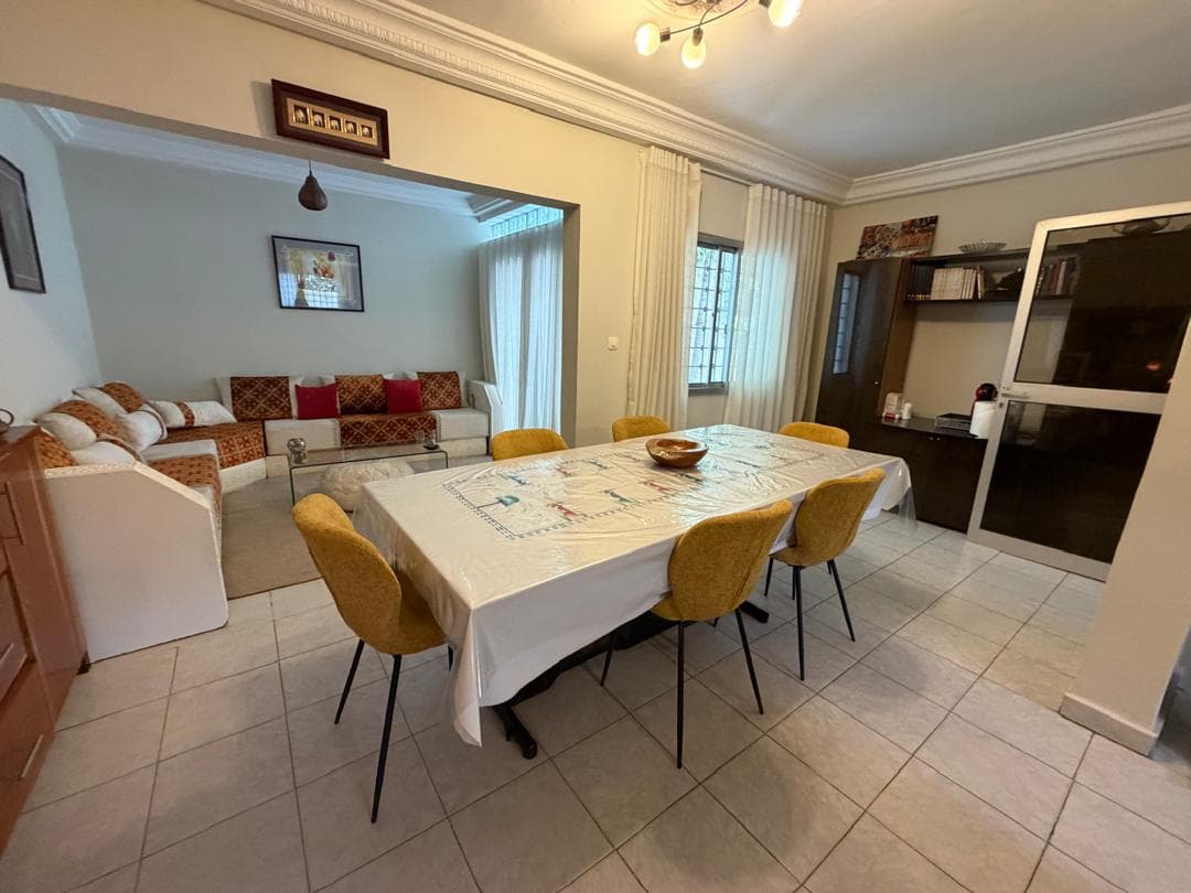 Photo de Villa à vendre à Sypres 2 – Dakar