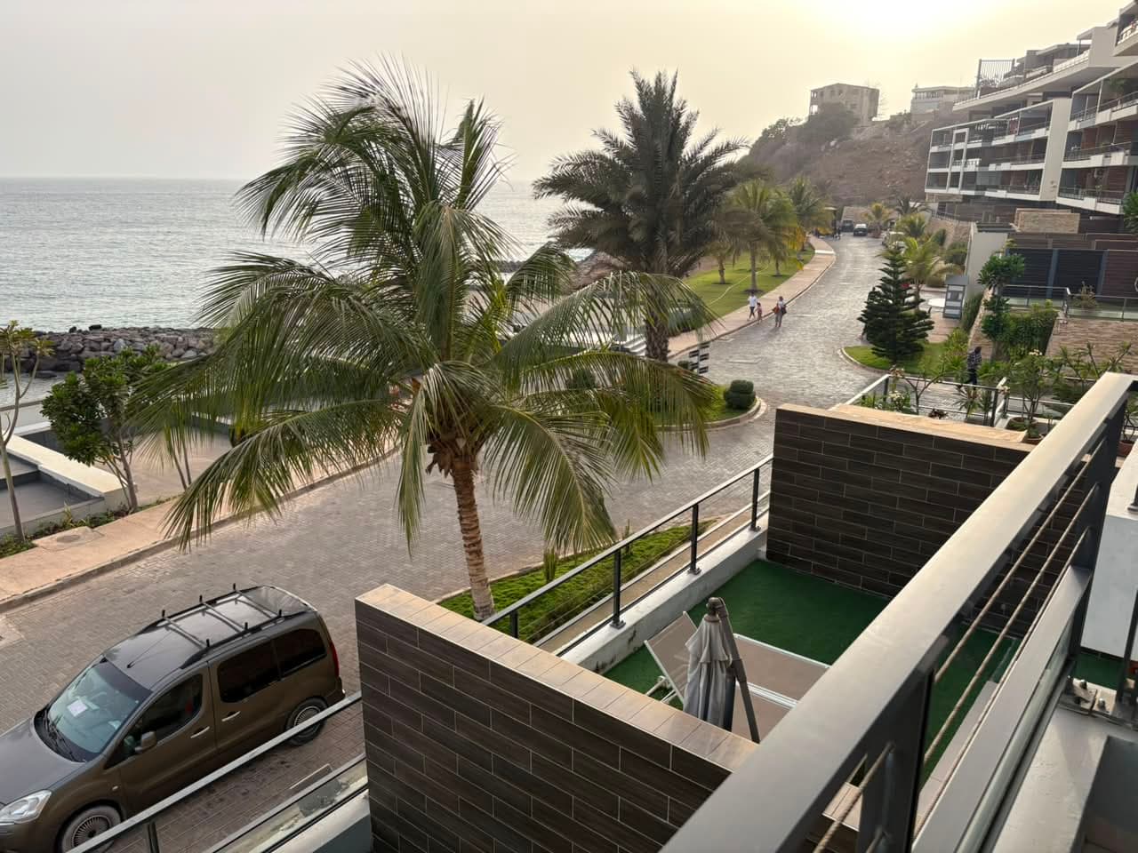 Photo de Appartement Duplex Meublé de Standing – Résidence Waterfront (Mermoz)